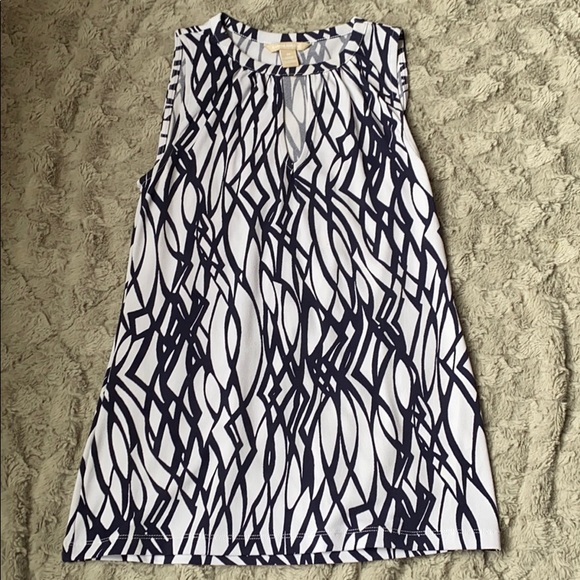 Banana Republic key hole tank top - Picture 1 of 4